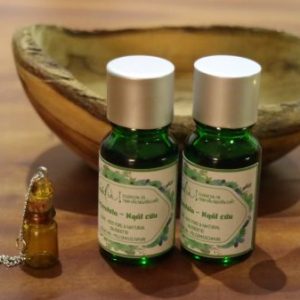 Tinh dầu ngải cứu ÚI CHÀ 10ml